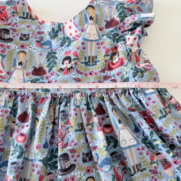 Silly Daisy Alice in Wonderland Dress Size (3-4) - Picture 9 of 10